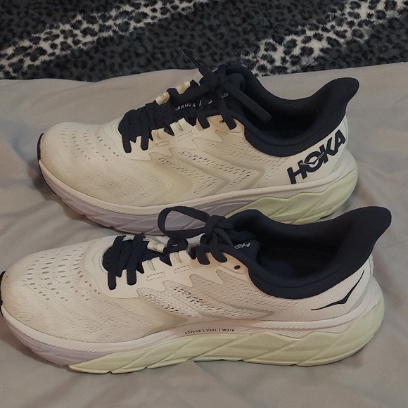 Hoka Womens White and Navy Sneakers - Picture 4 of 14